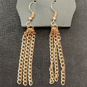 Paparazzi dangly earrings